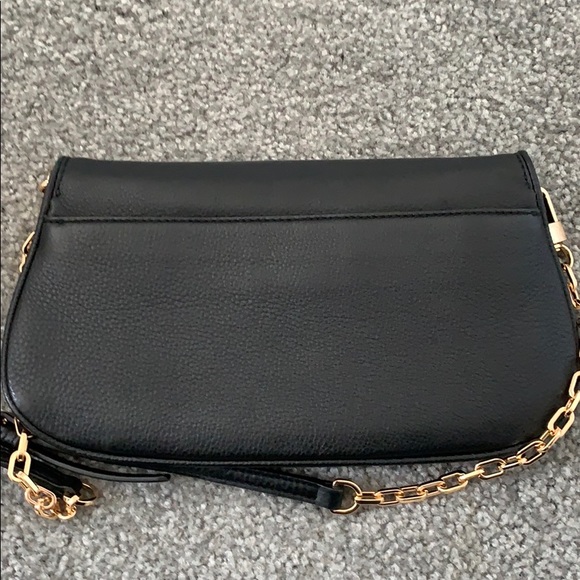 Beautiful Tory Burch Crossbody EUC - Picture 6 of 7